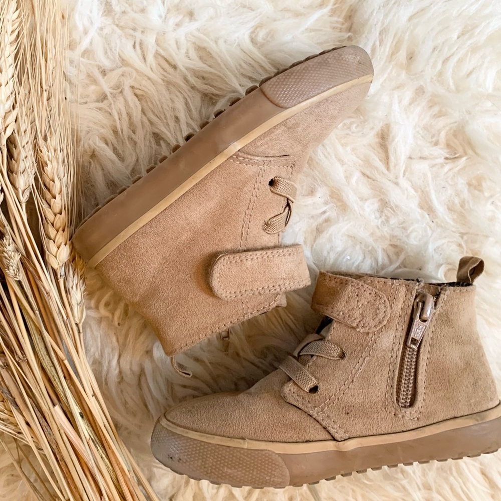 Cat & Jack || Malik Tan Sneakers/Boots